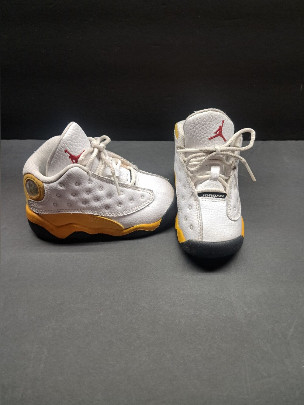 Jordan 13 Retro Toddler Sneaker White/Yellow/Black Mid Top Size 6C